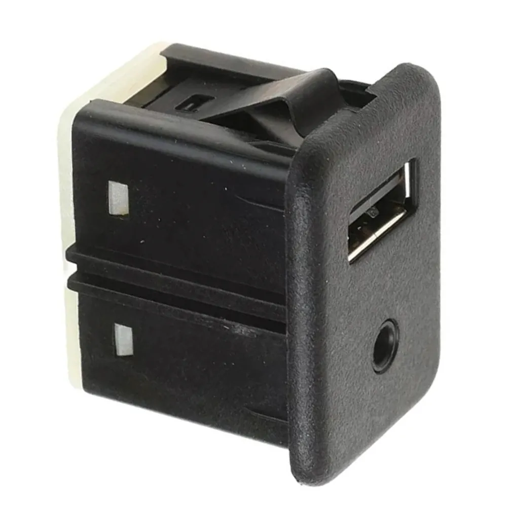 Center Console Aux USB Port 25832462 Camaro 2010 2011 2012 2013 2014 2015