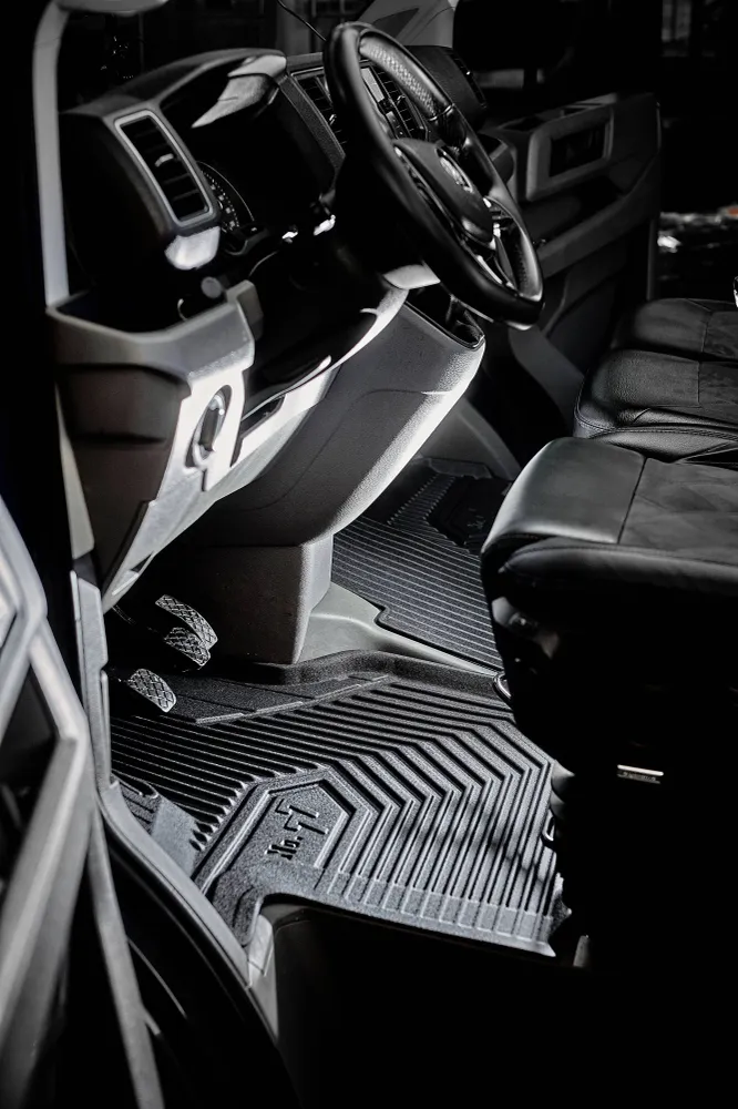 Gulvmatter Ford Transit Custom I Facelift (2017-2023) – 3D Premium med sidekant | Frogum