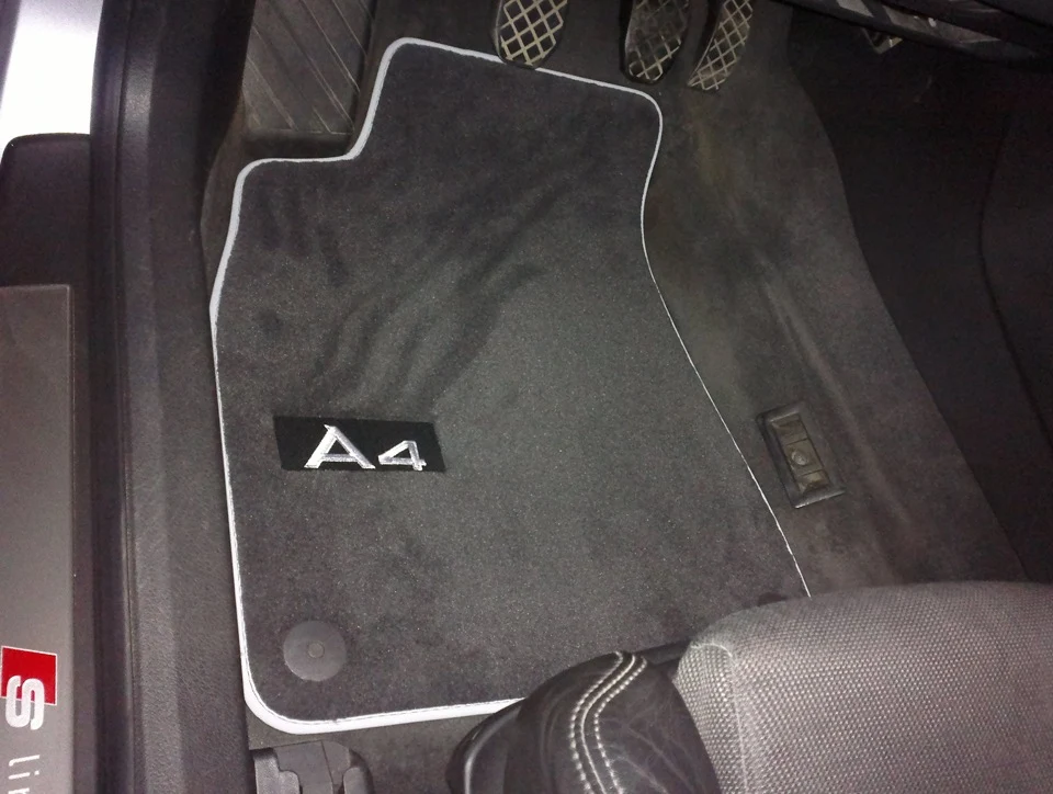 Stoffmatter Audi A4 (B6/B7) (2001-2009) – Stoff | VAG OEM
