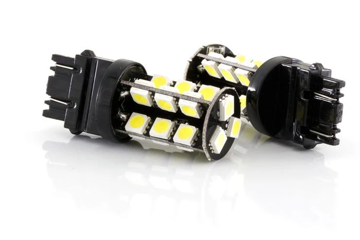 Lumen P27/7W LED-pære