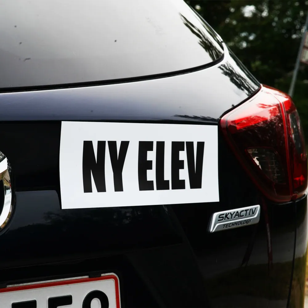 NY ELEV #2 - magnetisk skilt bil