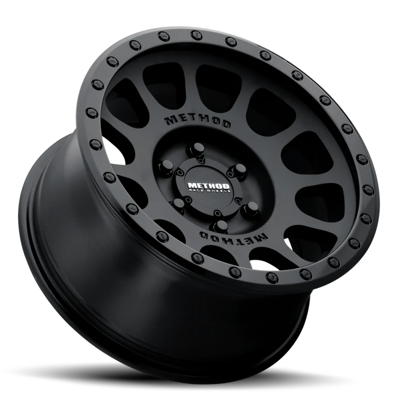Method MR305 NV 17x8.5 0mm Offset 8x6.5 130.81mm CB Matte Black/Gloss Black Wheel