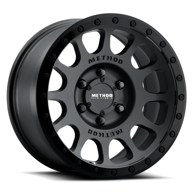 Method MR305 NV 17x8.5 0mm Offset 8x6.5 130.81mm CB Matte Black/Gloss Black Wheel